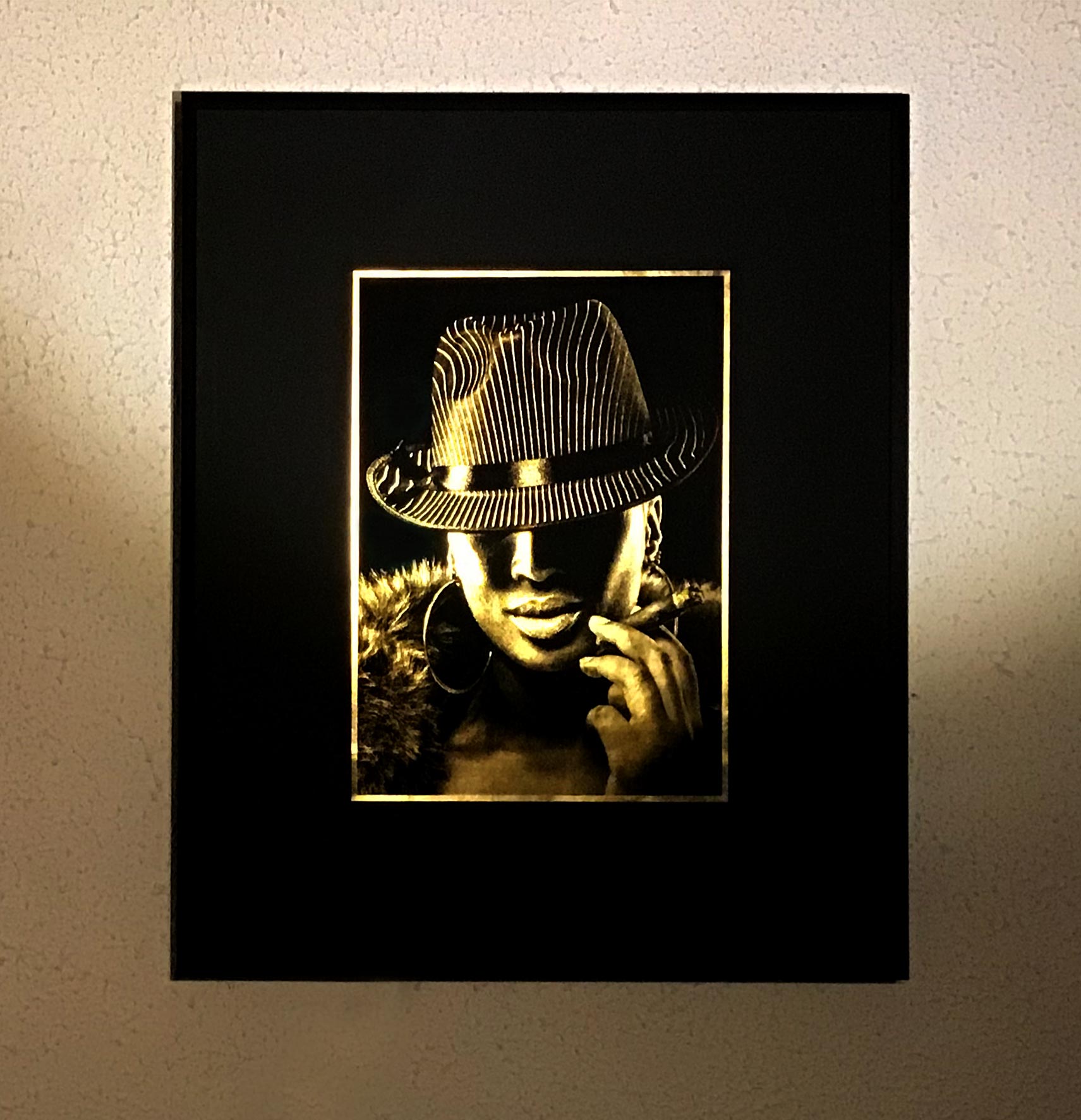 portrait-woman-femme-gun-artwork-gold