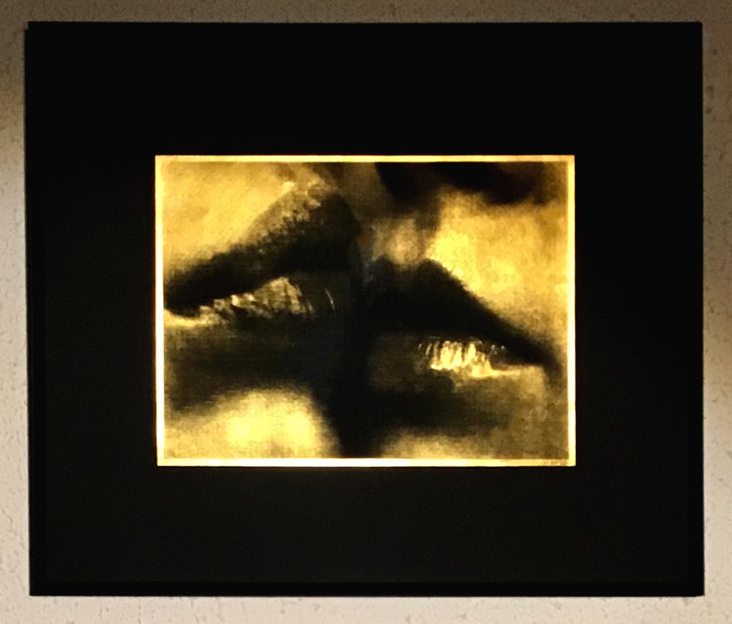 kiss-baisé-couple-portrait-artwork-gold