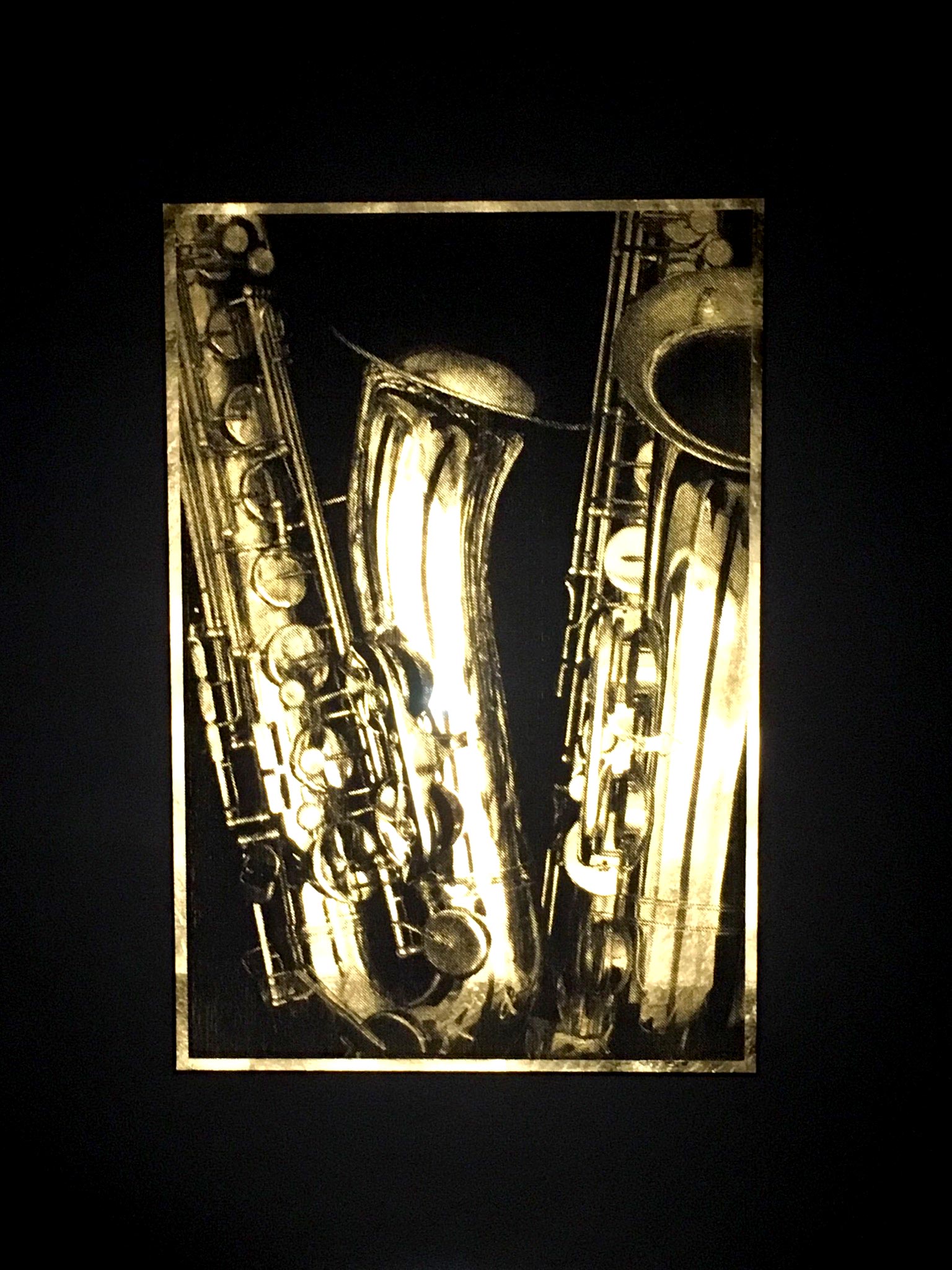 jazz in montreux-jazz-saxophone-artwork-gold