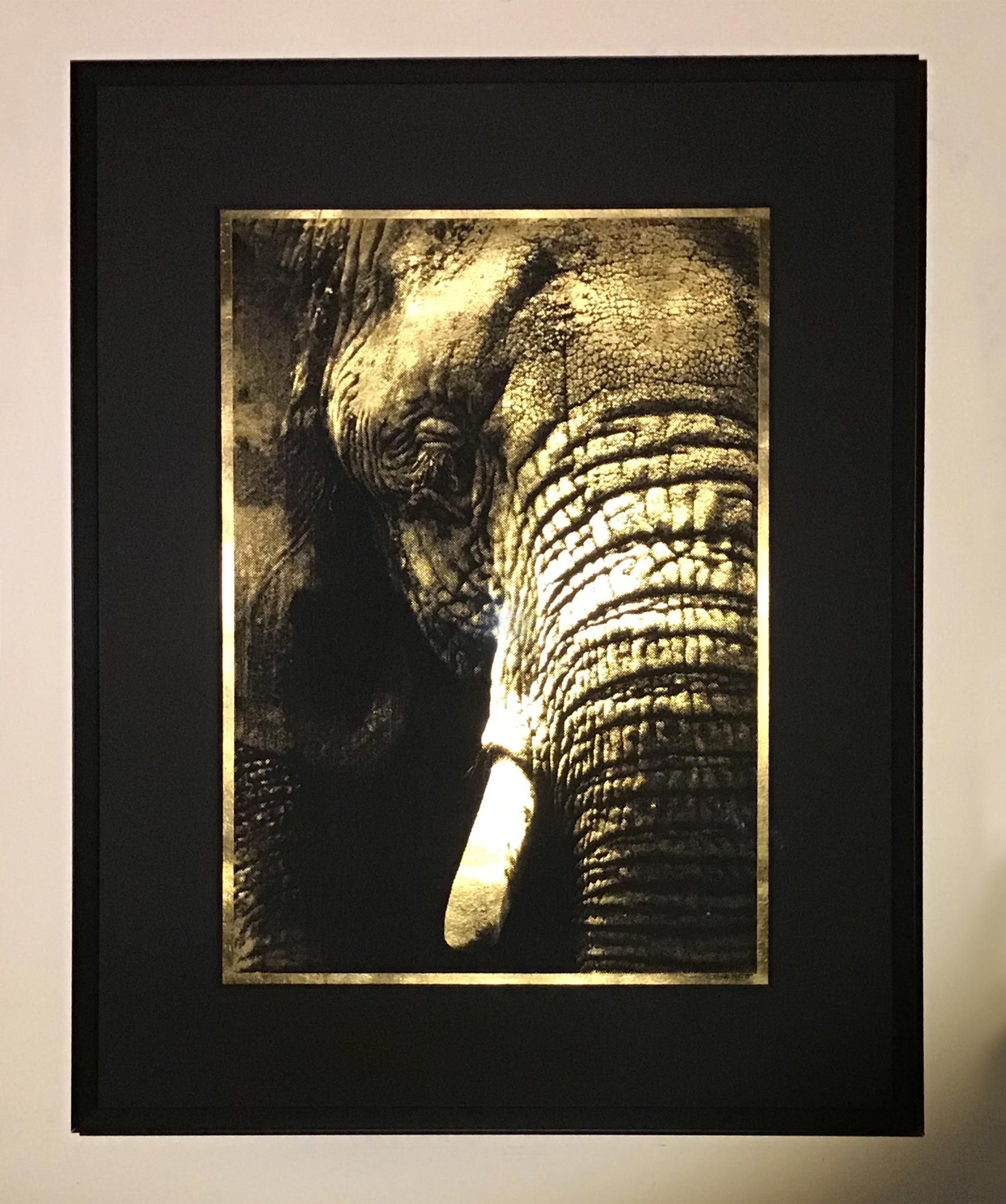 elephant-portrait-artwork-gold